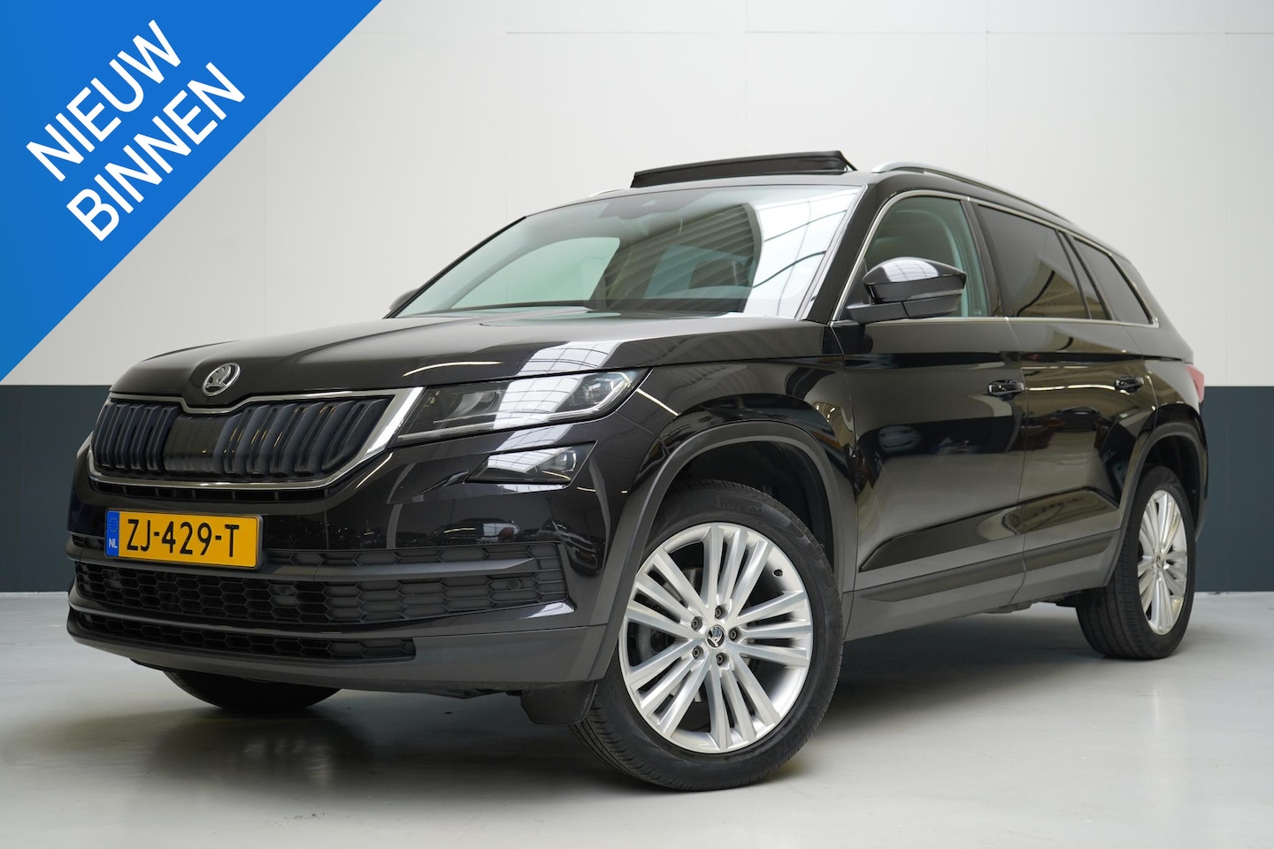 Skoda Kodiaq - 1.5 TSi 150pk Business Edition DSG | Trekhaak | Panoramadak | Blind-Spot | Adaptive cruise - AutoWereld.nl