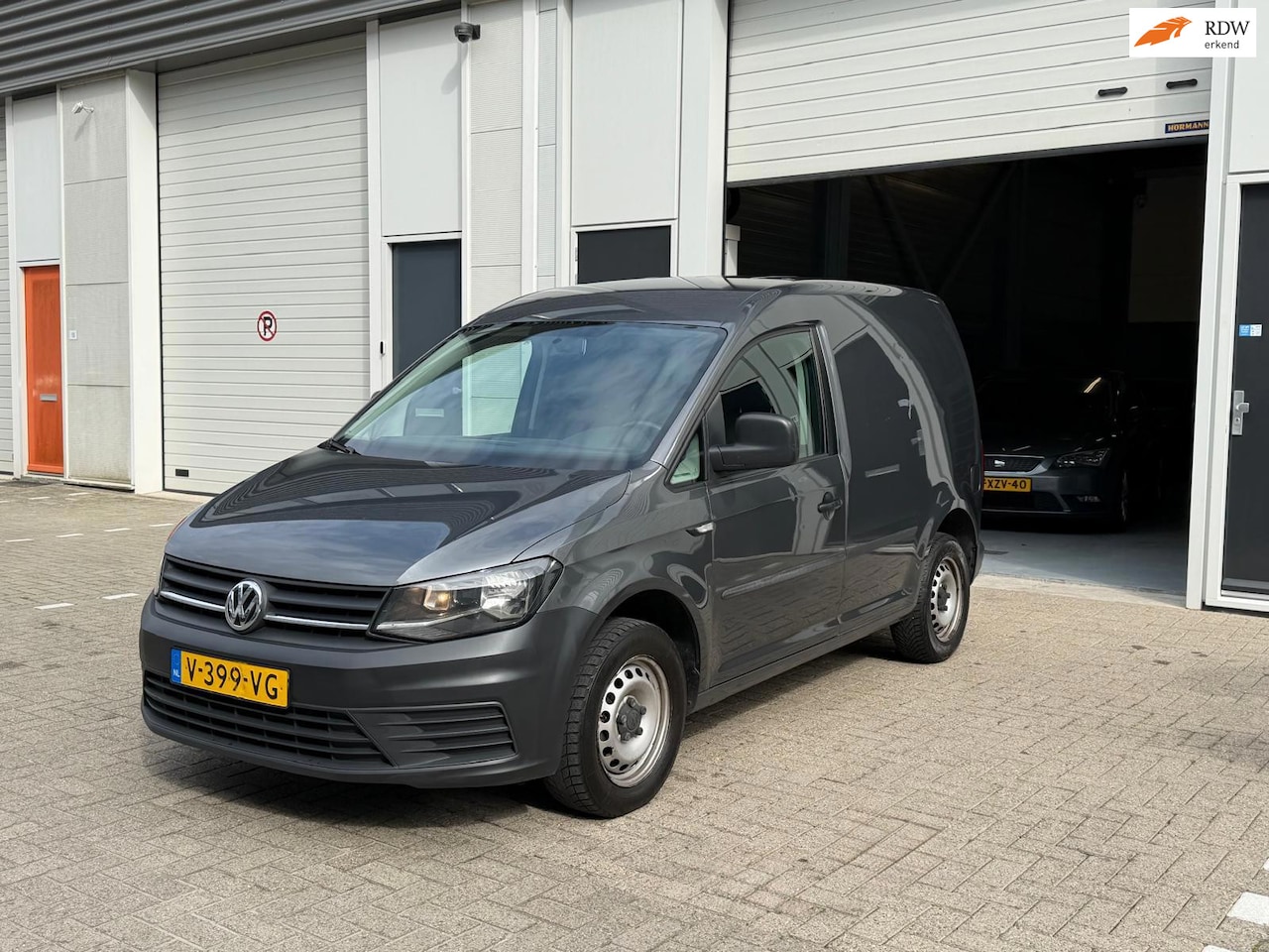 Volkswagen Caddy - 2.0 TDI L1H1 BMT Trendline 2.0 TDI L1H1 BMT Trendline - AutoWereld.nl