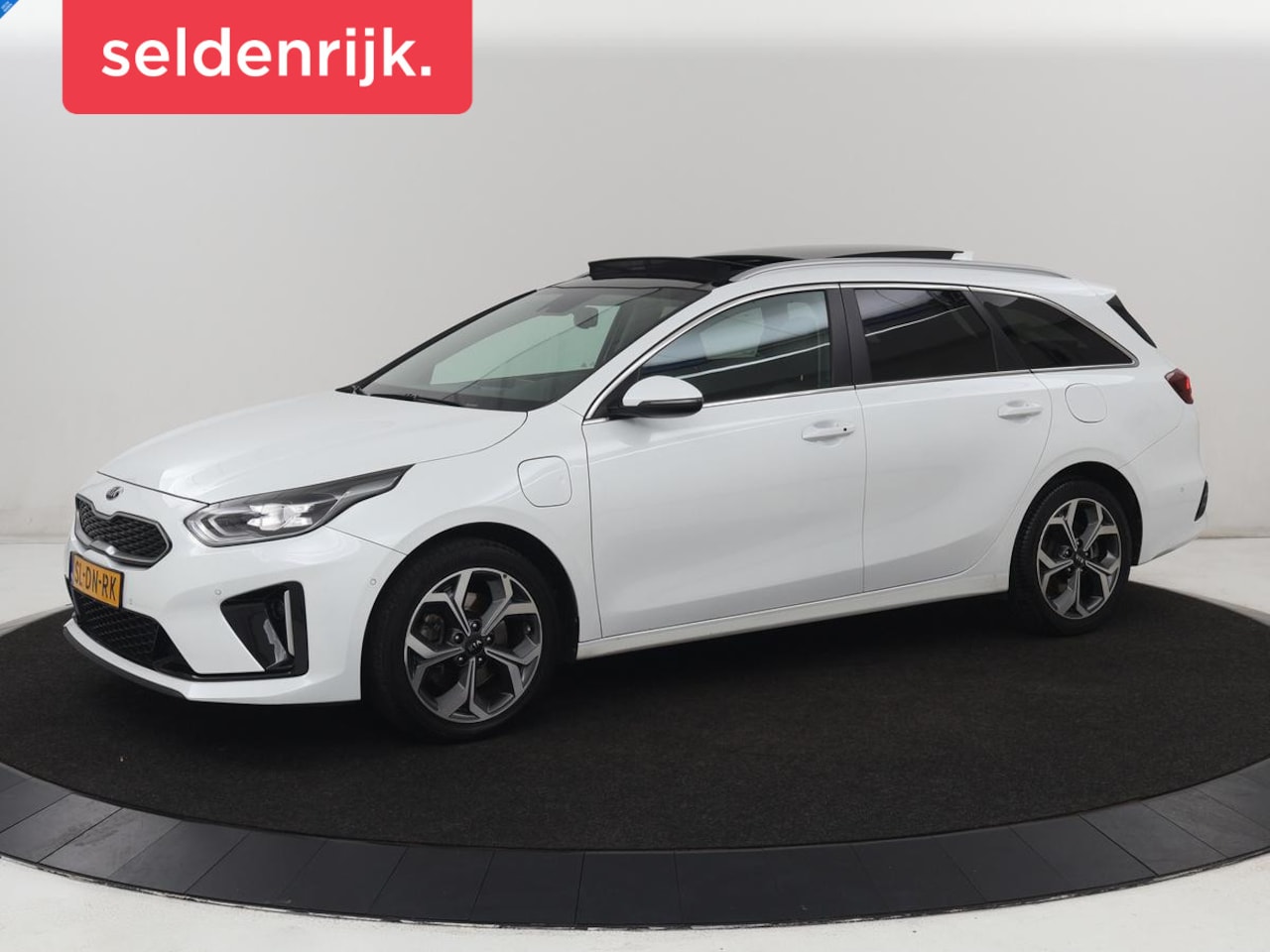 Kia Cee'd - Ceed 1.6 GDI PHEV ExecutiveLine | SOH 93% | Panoramadak | Stoelventilatie | Leder | Camera - AutoWereld.nl
