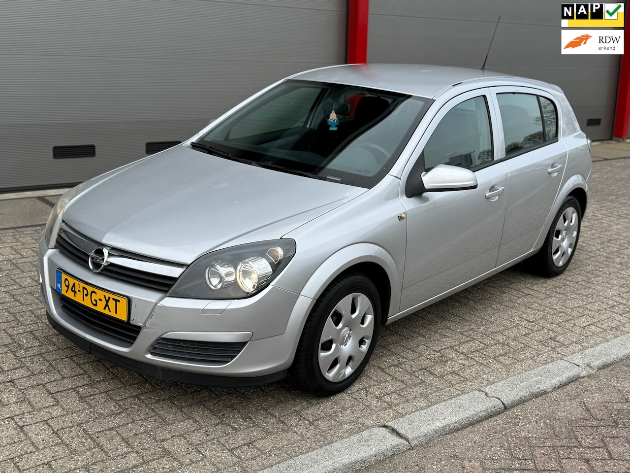 Opel Astra - 1.8 Enjoy | AUTOMAAT - AutoWereld.nl
