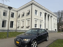 Audi A3 Sportback - GERESERVEERD 2.0 FSI TURBO AUT 200 PK, LEDER, PANORAMADAK