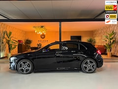 Mercedes-Benz A-klasse - 200 AMG Line Junge Sterne Garantie Pano Ambient Night Camera Carplay StoelVW Cruise Clima