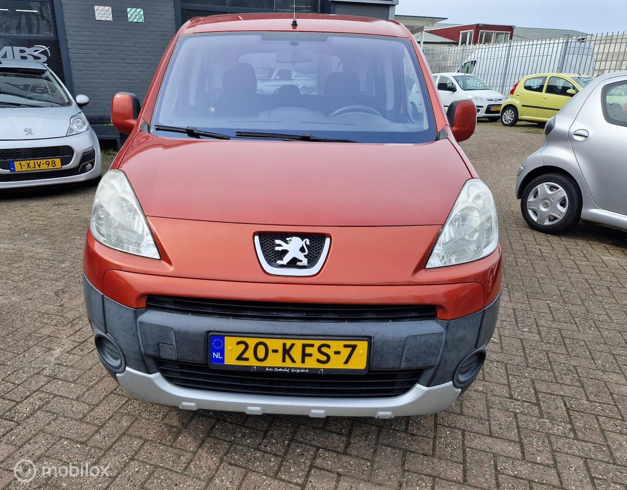 Peugeot Partner Tepee - 1.6 XT Executive APK MAART 2027 - AutoWereld.nl