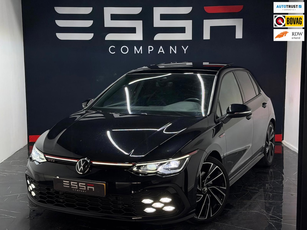 Volkswagen Golf - 2.0 TSI GTI Keyless Pano IQ Cam Standverw - AutoWereld.nl