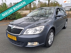 Skoda Octavia Combi - 1.2 TSI Ambition Business Line LEUKE AUTO RIJDT EN SCHAKELT GOED