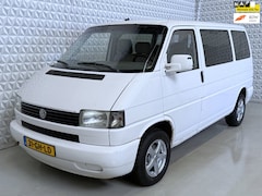 Volkswagen Transporter Kombi - 2.5 5-cilinder 9-persoons (2000)