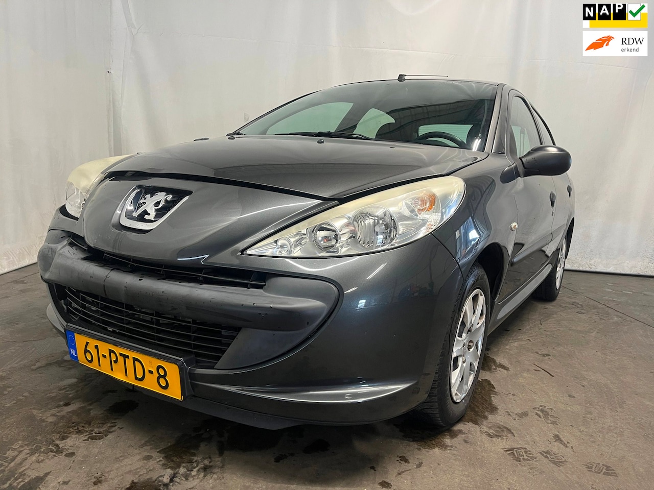 Peugeot 206 - 1.1 Accent - Front Schade - AutoWereld.nl