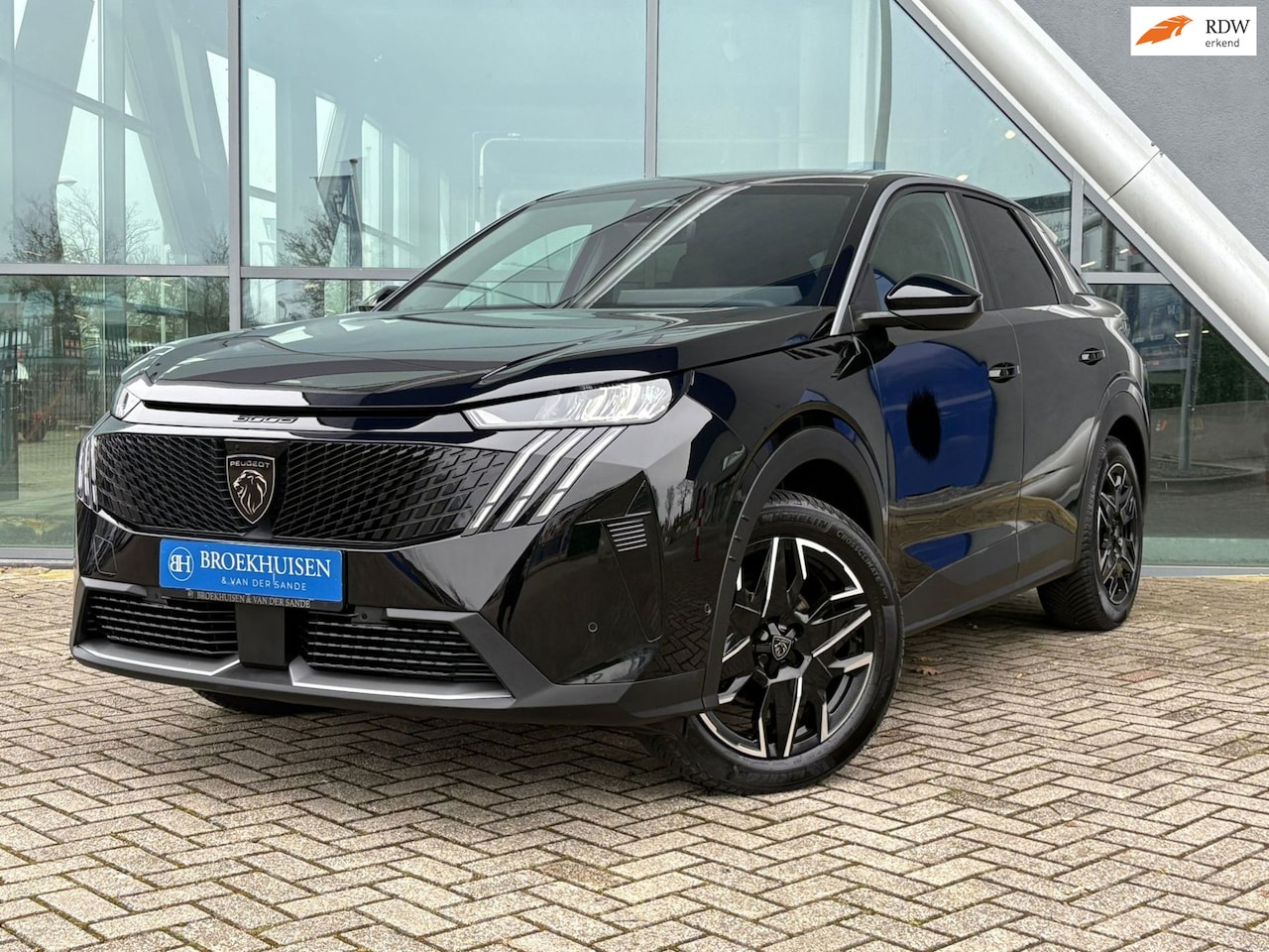 Peugeot 3008 - 1.2 Hybrid 145pk Allure Automaat / 360 Camera / Stoel-Stuurverwarming - AutoWereld.nl