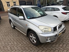 Toyota RAV4 - 2.0-16V VVT-i Sol*4X4