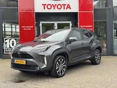 Toyota Yaris Cross - HYBRID 115 FIRST EDITION APPLE/ANDROID STOEL/STUURVERWARMING NAVI AD-CRUISE PRIVACY-GLASS