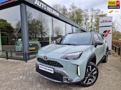Toyota Yaris Cross - 1.5 Hybrid AWD Premier Edition/PANORAMADAK/BI TONE/18"/PARK SENS/DODE HOEK