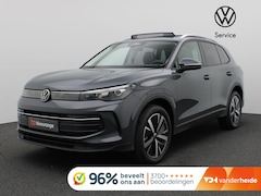 Volkswagen Tiguan - 1.5 eHybrid Life Edition 204PK DSG Pano-Schuifdak, Trekhaak, 19" LM Velgen, Navi via apple