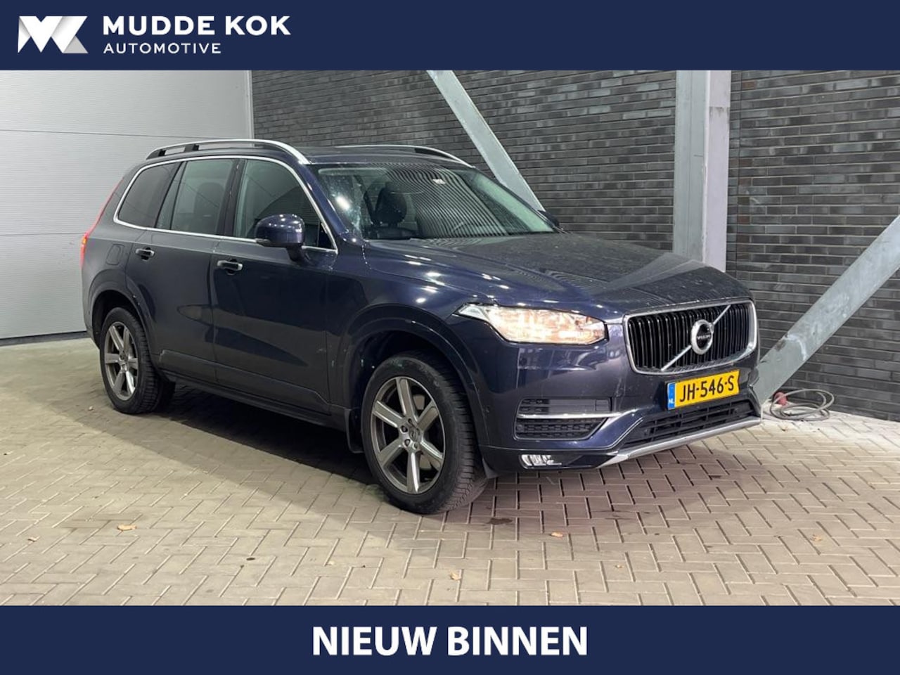 Volvo XC90 - D4 Momentum | 7P | Leder | Stoelverwarming | PDC V+A | Apple Carplay - AutoWereld.nl