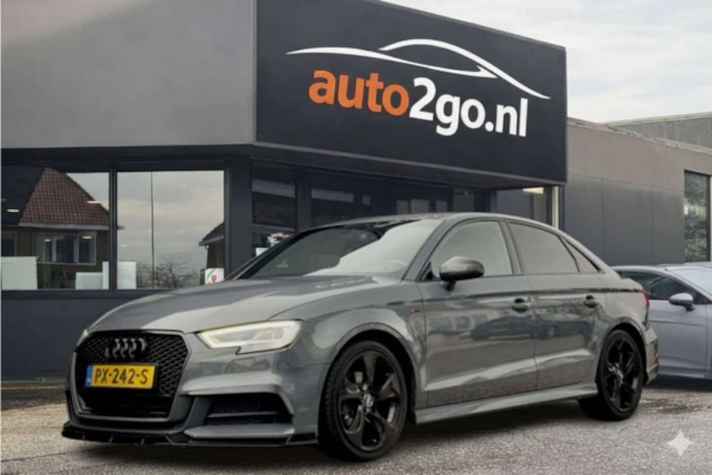 Audi A3 Limousine - 1.5 TFSI AUT7 CoD RS SPORT 3X SLINE LEDER NAVI LED LMV PDC ZEER EXCLUSIEVE UITVOERING! - AutoWereld.nl