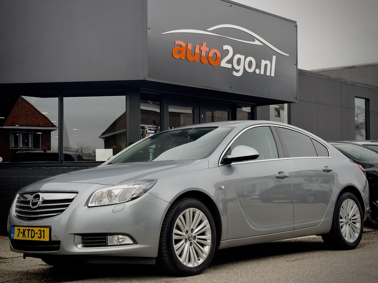 Opel Insignia - 2.0 CDTI ECOFLEX BUSINESS+ SPORT-INT NAVI AIRCO LED LMV PDC - AutoWereld.nl