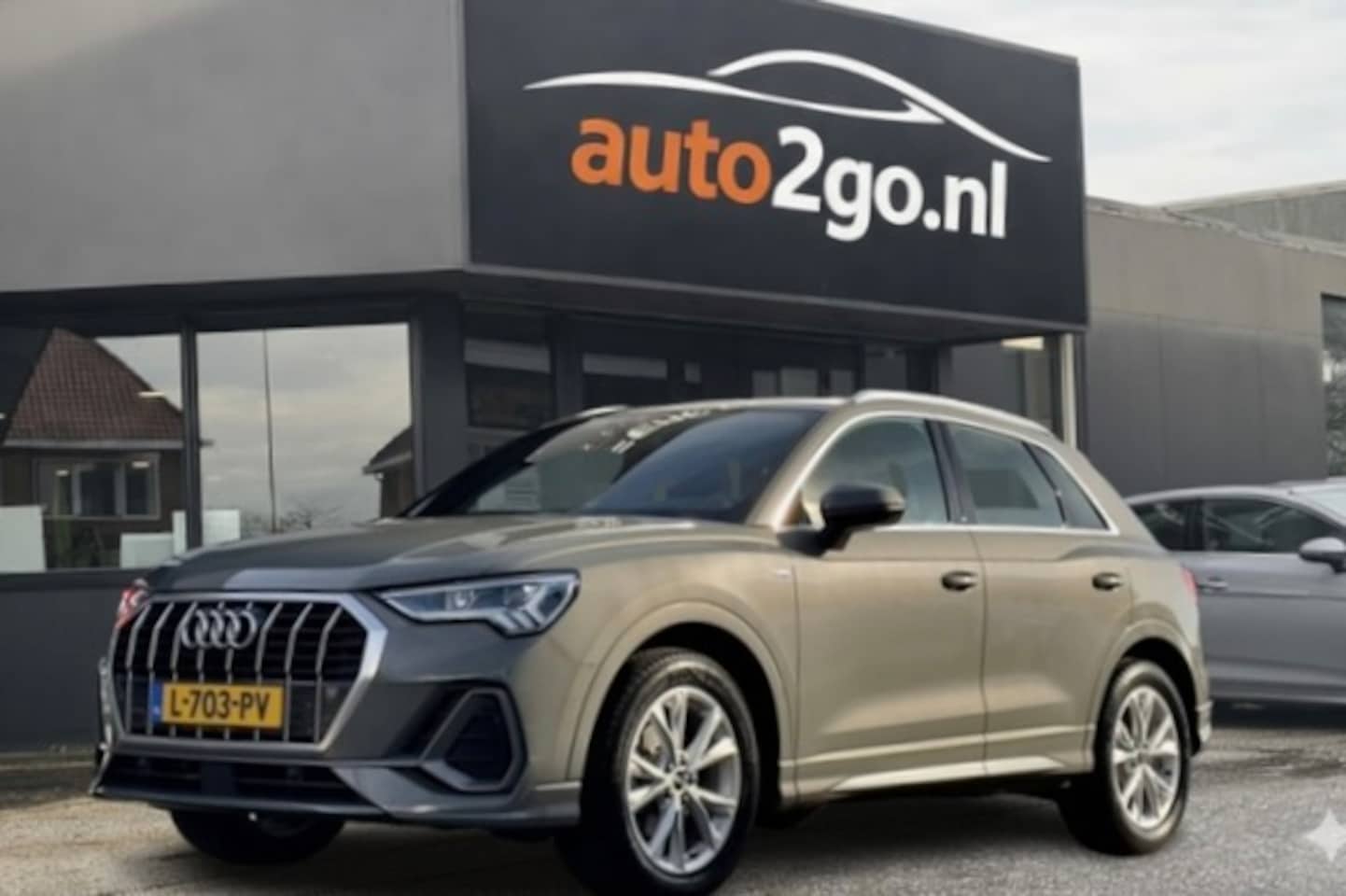 Audi Q3 - 35 TFSI AUT7 S-LINE LEDER NAVI DIGI-DASH CARPLAY LED 18 INCH-LMV PDC - AutoWereld.nl