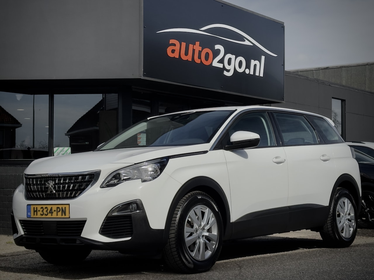 Peugeot 5008 - 1.2 AUT8 ACTIVE 7PERS AIRCO LED LMV PDC - AutoWereld.nl