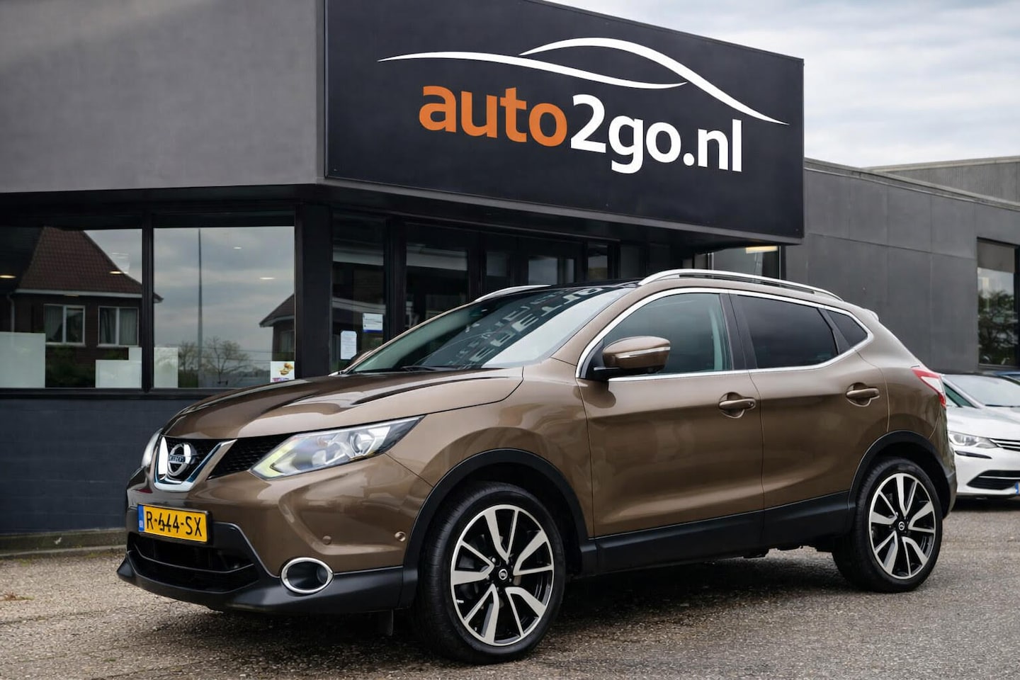 Nissan Qashqai - 1.2 PREMIER EDITION PANODAK LEDER 360.CAMERA LED 19 INCH-LMV PDC ORG.106d.KM!!! - AutoWereld.nl