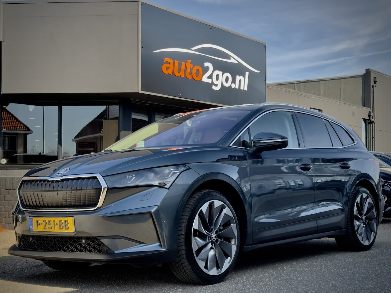 Skoda Enyaq iV - 80. PANODAK VOL-LEDER NAVI CAMERA360 DIGI-DASH APPLE-CARPLAY LED 22 INCH-LMV PDC - AutoWereld.nl