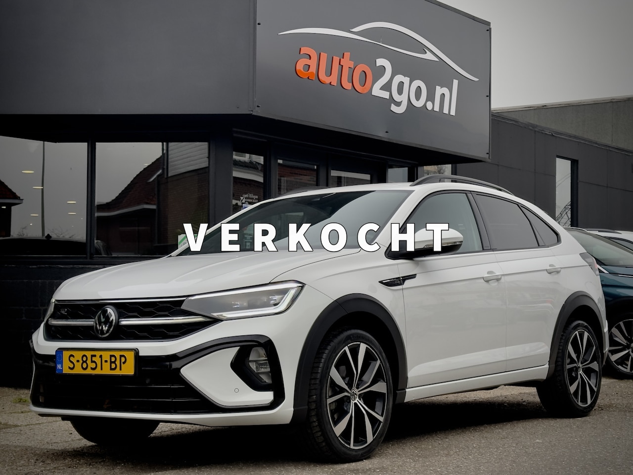 Volkswagen Taigo - 1.0 TSI AUT7 R-LINE 60D.KM!! NAVI CAMERA DIGI-DASH APPLE-CARPLAY IQ-DRIVE LED LMV PDC - AutoWereld.nl