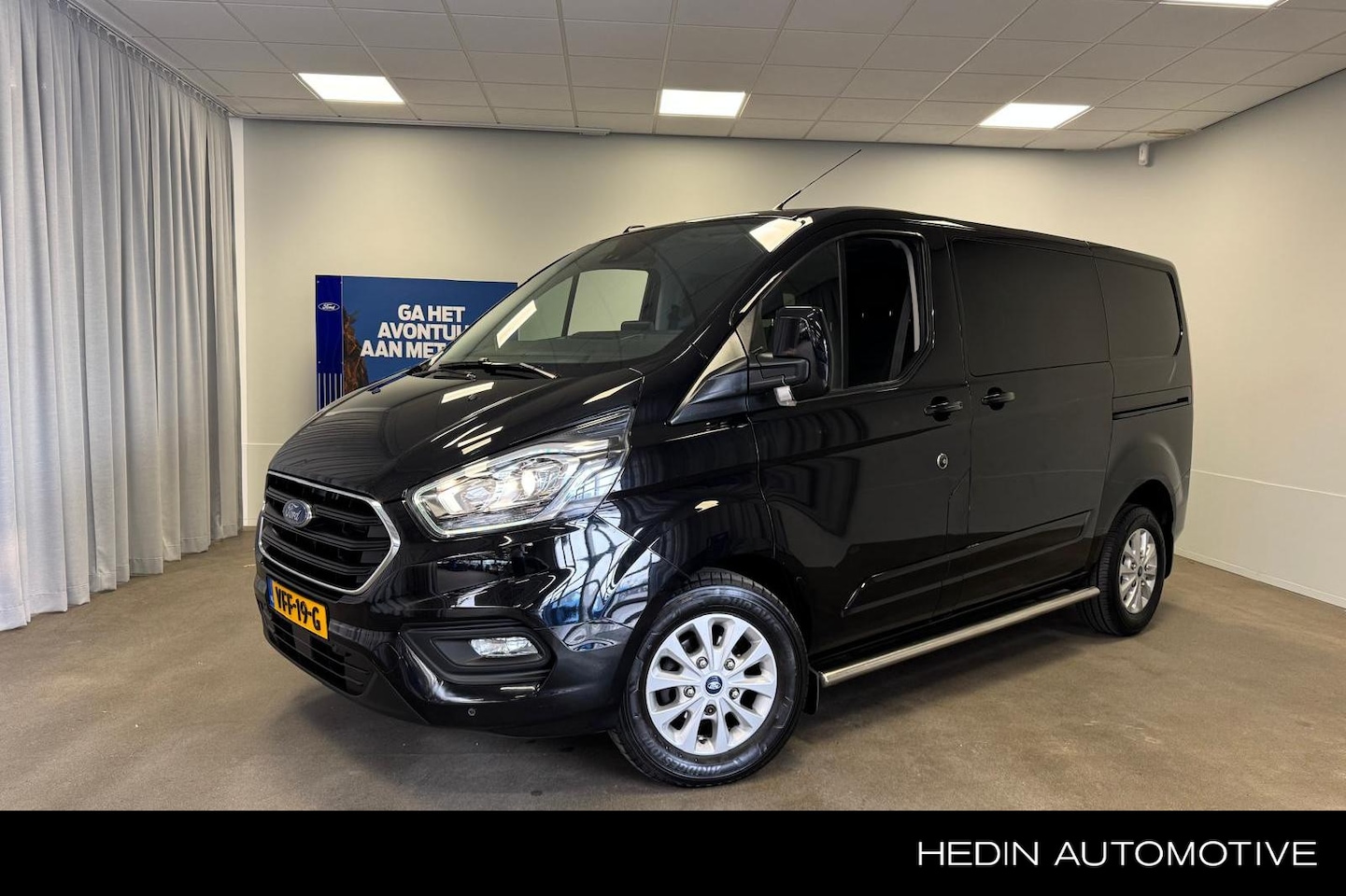 Ford Transit Custom - 300 L1H1 Limited DC | Dealer Ondh. | Trekhaak | 6-Zits | BLIS | Camera | Navi | Stoelverwa - AutoWereld.nl