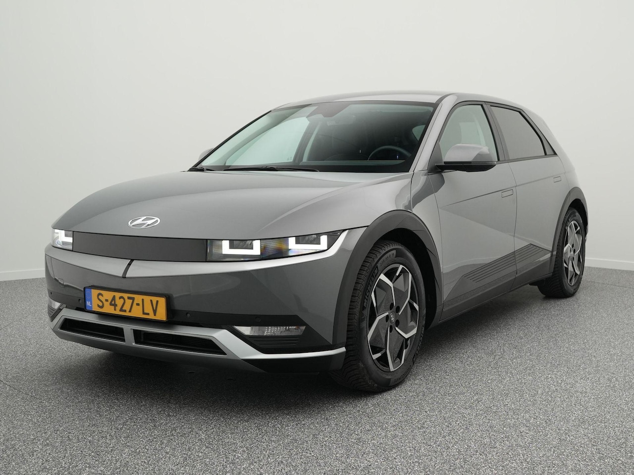 Hyundai IONIQ 5 - Connect+ AWD 77.4 kWh 325 PK | LED | Leder | Bose Audio | Head-UP |Warmtepomp | Trekhaak | - AutoWereld.nl