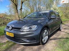 Volkswagen Golf - 1.0 TSI Trendline LED/P sensor/Stoel verwarming/Apple Carplay