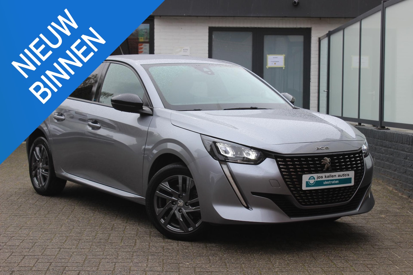 Peugeot 208 - 1.2 100pk Automaat Allure pack Navi, Camera, Cruise, DAB, Pdc, Led, Black Pack. - AutoWereld.nl