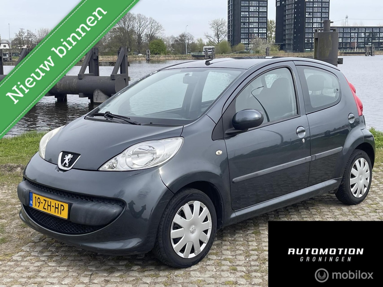 Peugeot 107 - 1.0-12V XS 5-Deurs Elek. Ramen - AutoWereld.nl