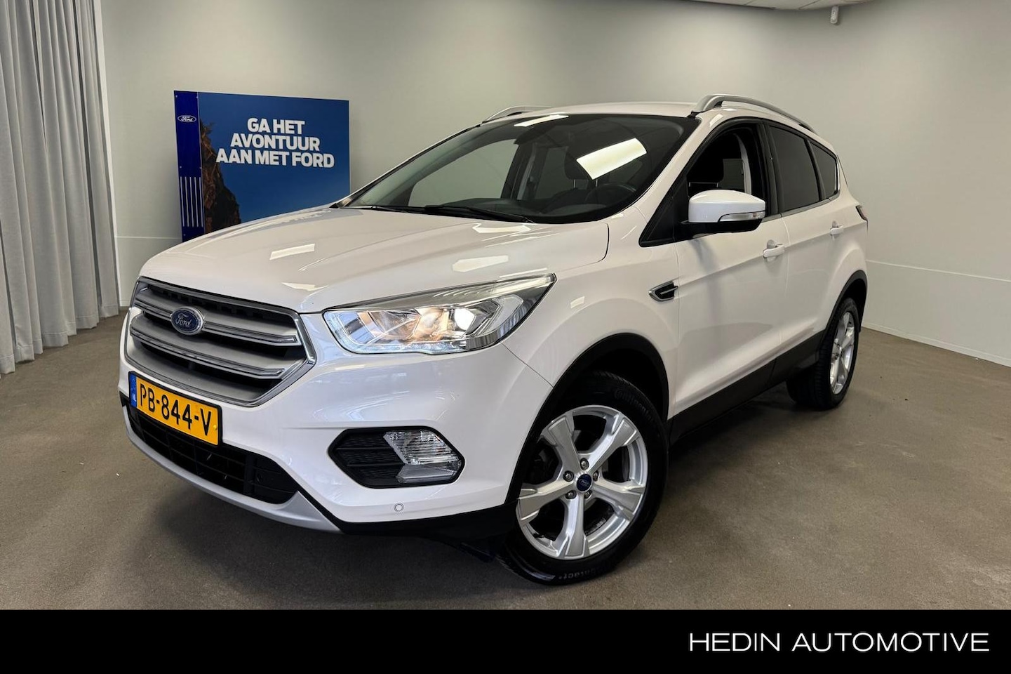 Ford Kuga - 1.5 EcoBoost Titanium | Camera | Stoel,- Stuur,- & Voorruitverwarming | Navi | Elektr. Kle - AutoWereld.nl