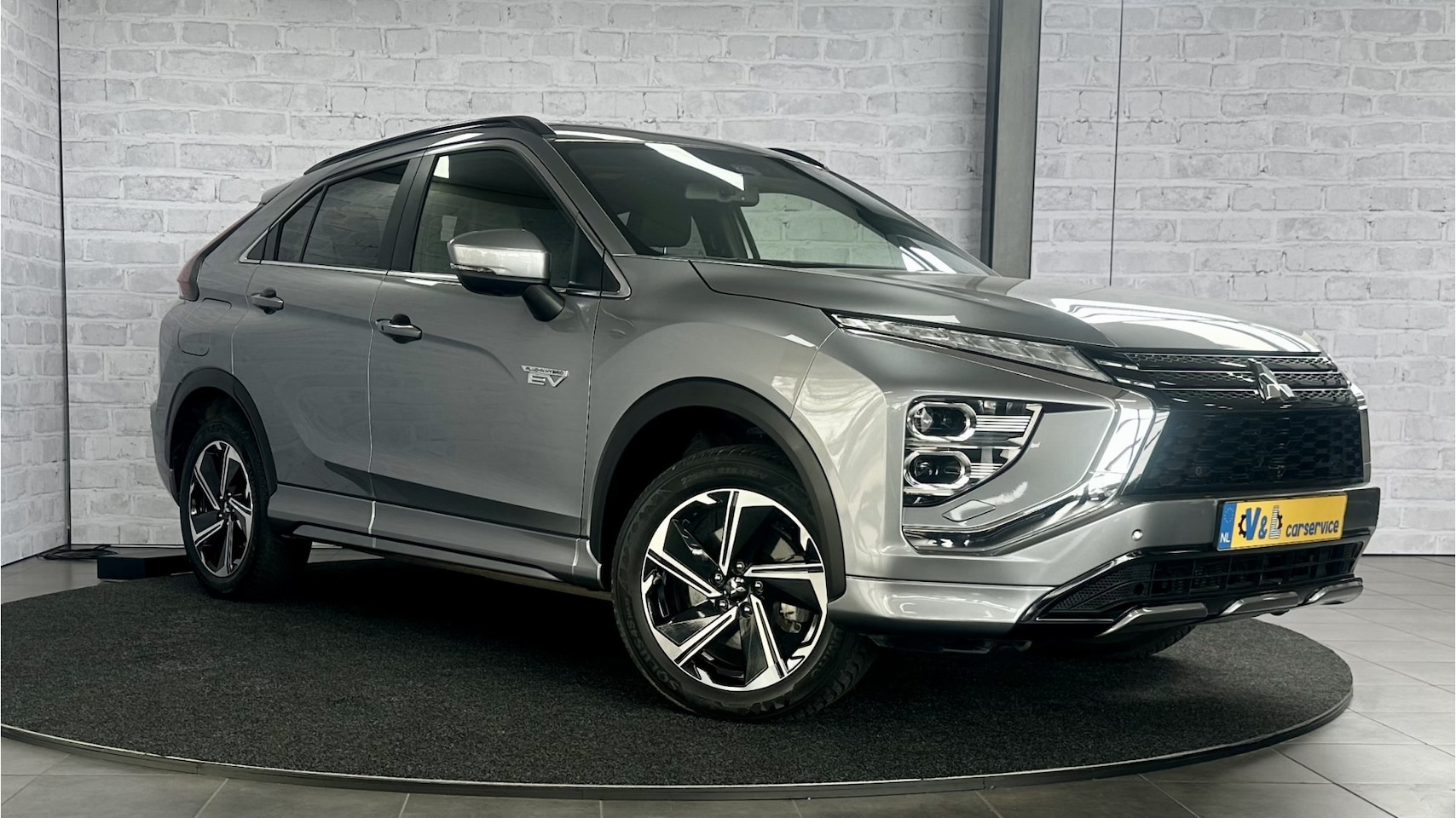 Mitsubishi Eclipse Cross - 2.4 PHEV Instyle / Stoel/stuurverwr. / 360camera / Carplay - AutoWereld.nl