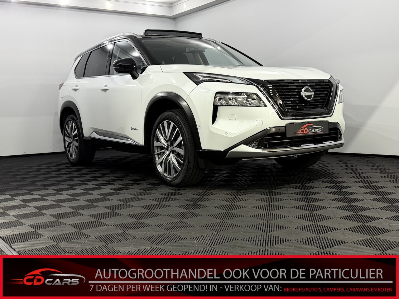 Nissan X-Trail - 1.5 e-4orce Tekna Plus Panoramadak, Leder, 360 Camera, Navi, Keyless start, Memory stoelen - AutoWereld.nl