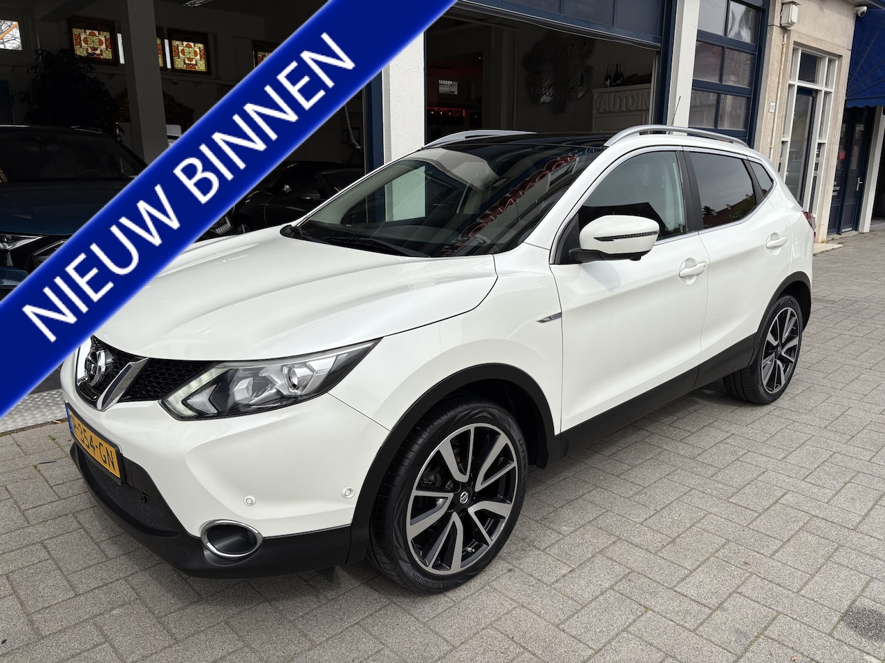 Nissan Qashqai - 1.2 Tekna FULL OPTIONS - AutoWereld.nl