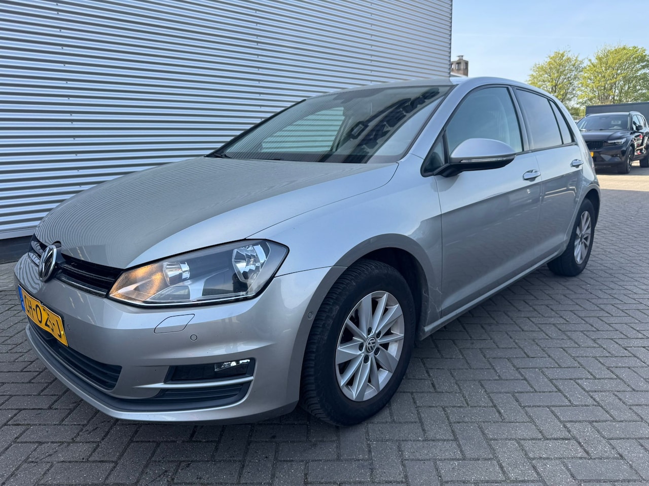 Volkswagen Golf - 1.2 TSI Comfortline AUT ECC ACC NAVI PDC - AutoWereld.nl