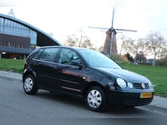 Volkswagen Polo - 1.4-16V 5-Deurs Airco Cruise controle APK tot 13-05-2027