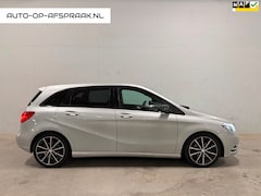 Mercedes-Benz B-klasse - 180 AMG Automaat PDC NAVI Airco Cruise Control