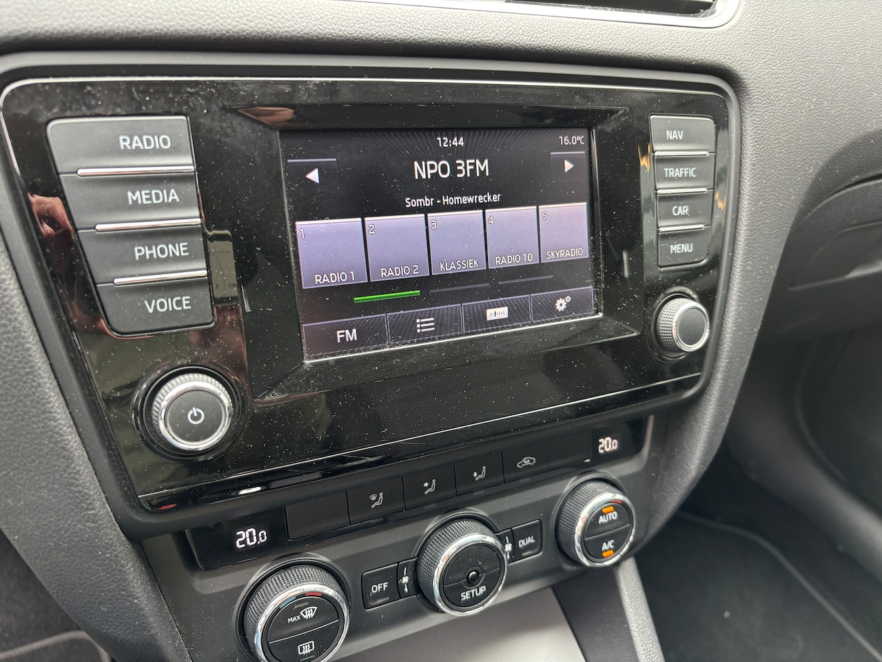 Skoda Octavia - 1.2 TSI Greentech Ambition Businessline | Org-NL auto. Navi. Clima. Cruise. Onderhouden. Etc.