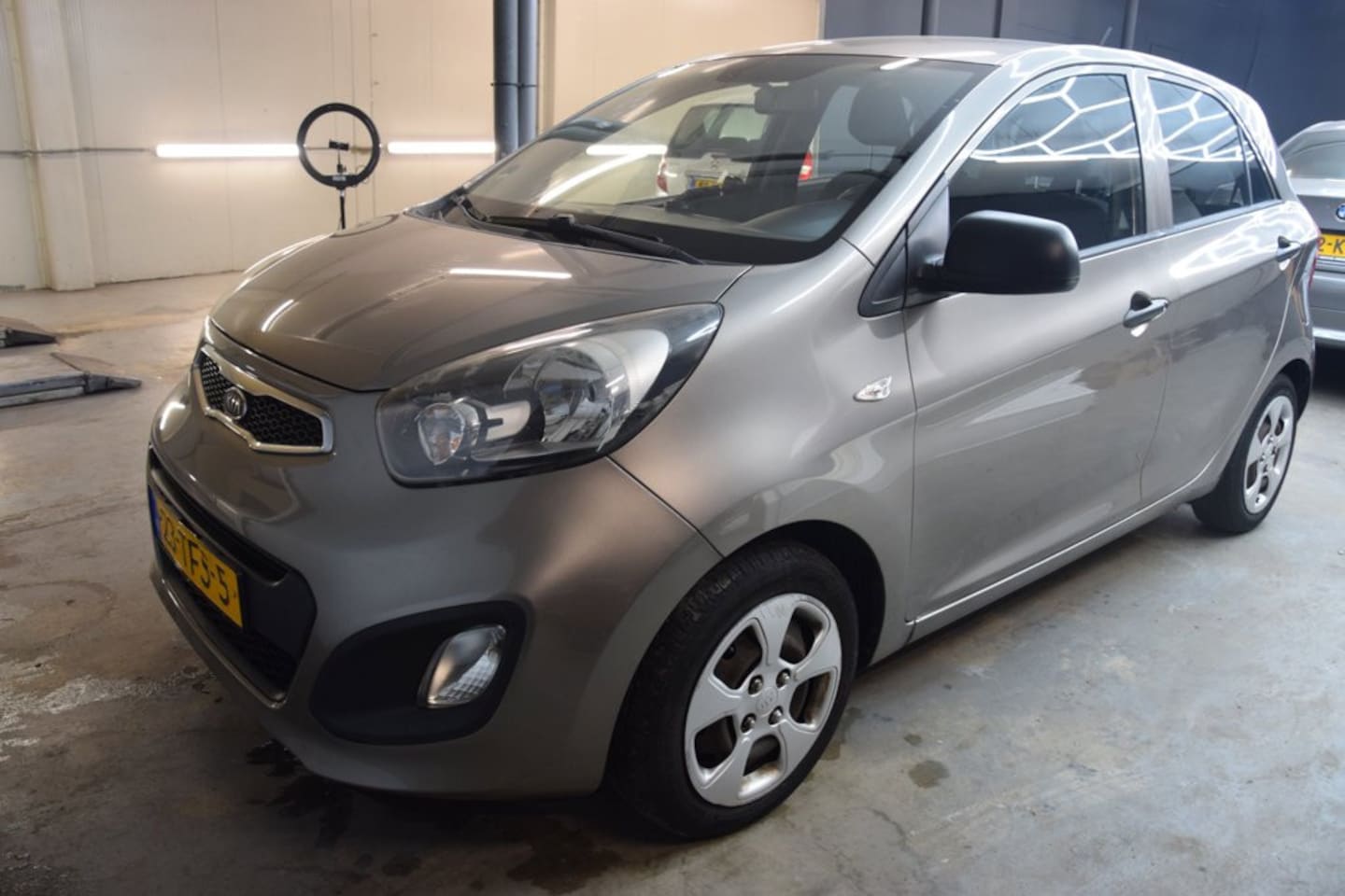 Kia Picanto - 1.0 CVVT Comfort Pack 1.0 CVVT Comfort Pack - AutoWereld.nl