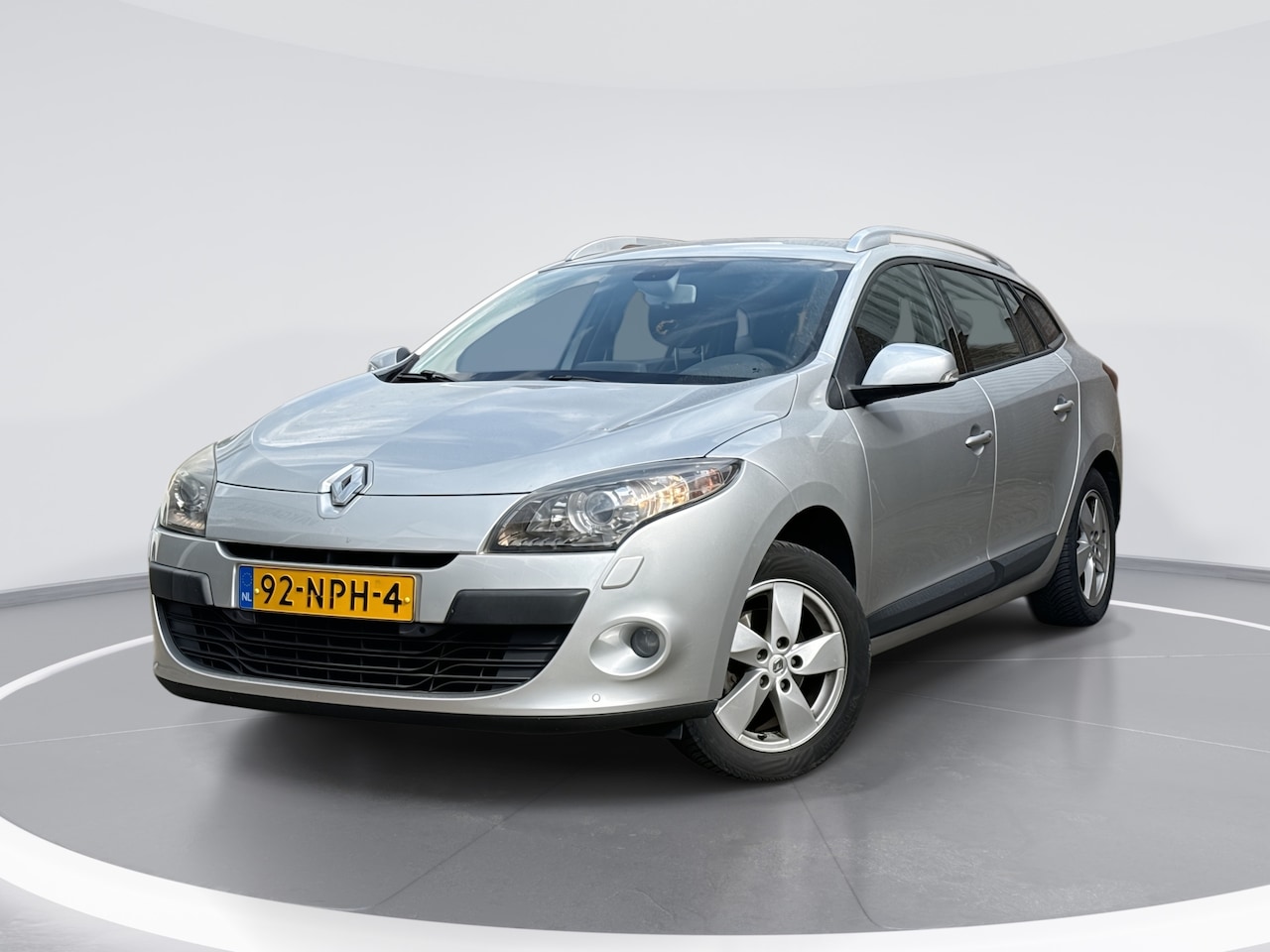 Renault Mégane Estate - 1.6 Dynamique |XENON|NAVI|LM VELGEN|TREKHAAK - AutoWereld.nl