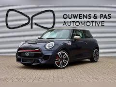 MINI John Cooper Works - 2.0 Chili | 1E EIGENAAR | PANORAMA | VIRTUALDASH | NAVIGATIE | LED