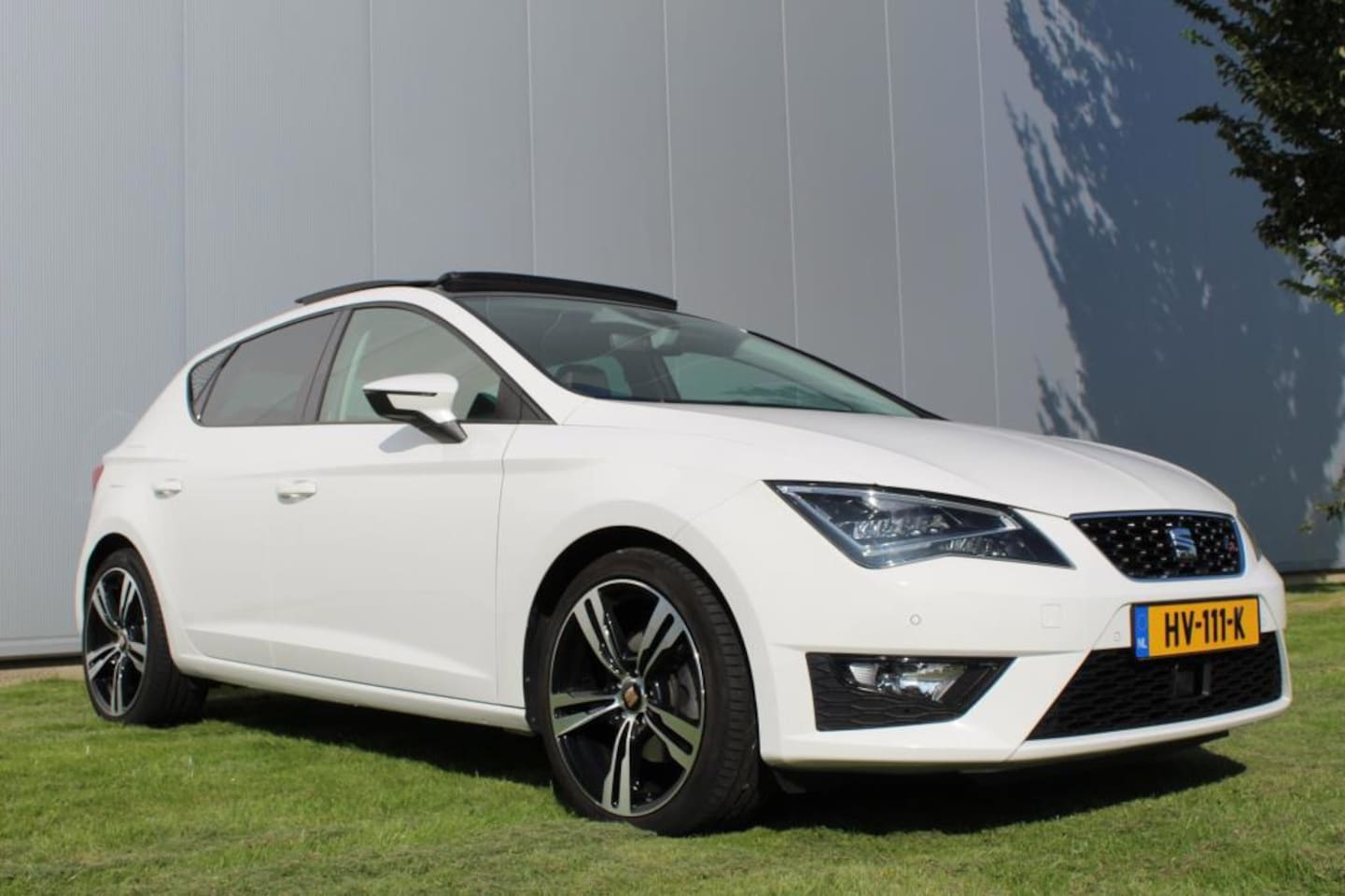 SEAT Leon - 1.4 EcoTSI FR PANORAMA -AUTOMAAT-LED-FULL OPTIONS-150 pk - AutoWereld.nl