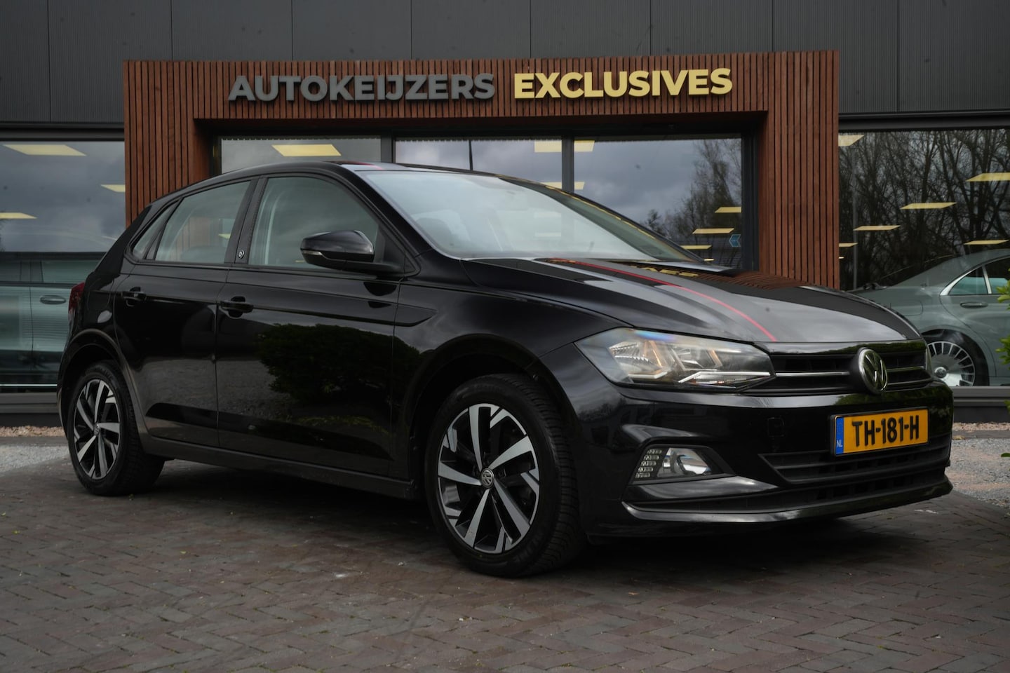 Volkswagen Polo - 1.0 TSI Beats Airco Carplay Adaptieve Cruise - AutoWereld.nl
