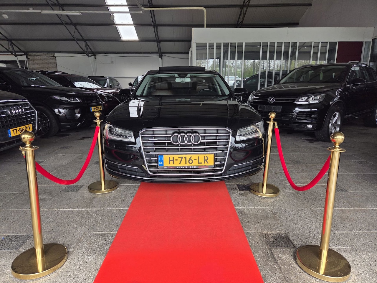 Audi A8 - L 30TDI QUATTRO 2XPANO+ SOFTCLOSE 8X ALUVELGEN! - AutoWereld.nl