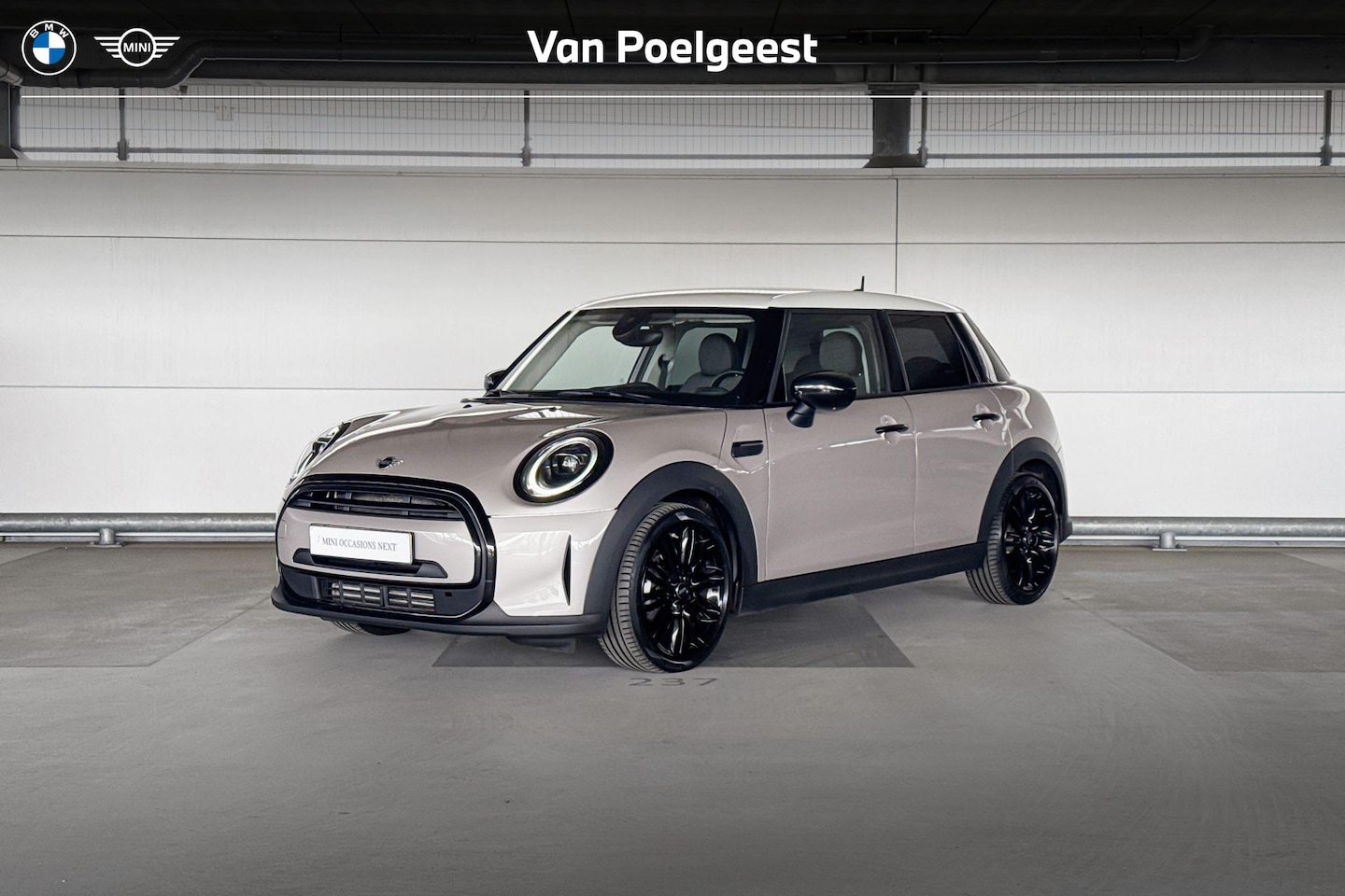 MINI Cooper - 5-deurs Classic - AutoWereld.nl