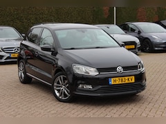 Volkswagen Polo - 1.0 Comfortline Connected Series / Navigatie / Parkeerhulp V+A / 16'' / Stoelverwarming /