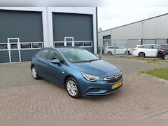 Opel Astra - 1.6 CDTI Edition