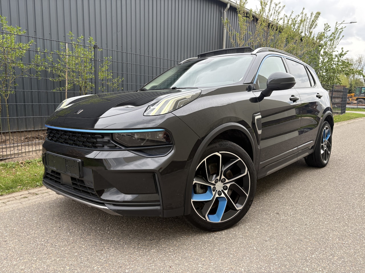 Lynk & Co 01 - 1.5 / AUTOMAAT / PANORAMADAK / INFINITY / VOL OPTIES / INCL BTW - AutoWereld.nl