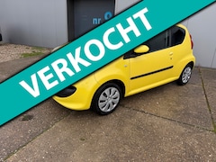 Peugeot 107 - 1.0-12V XR Met Airco