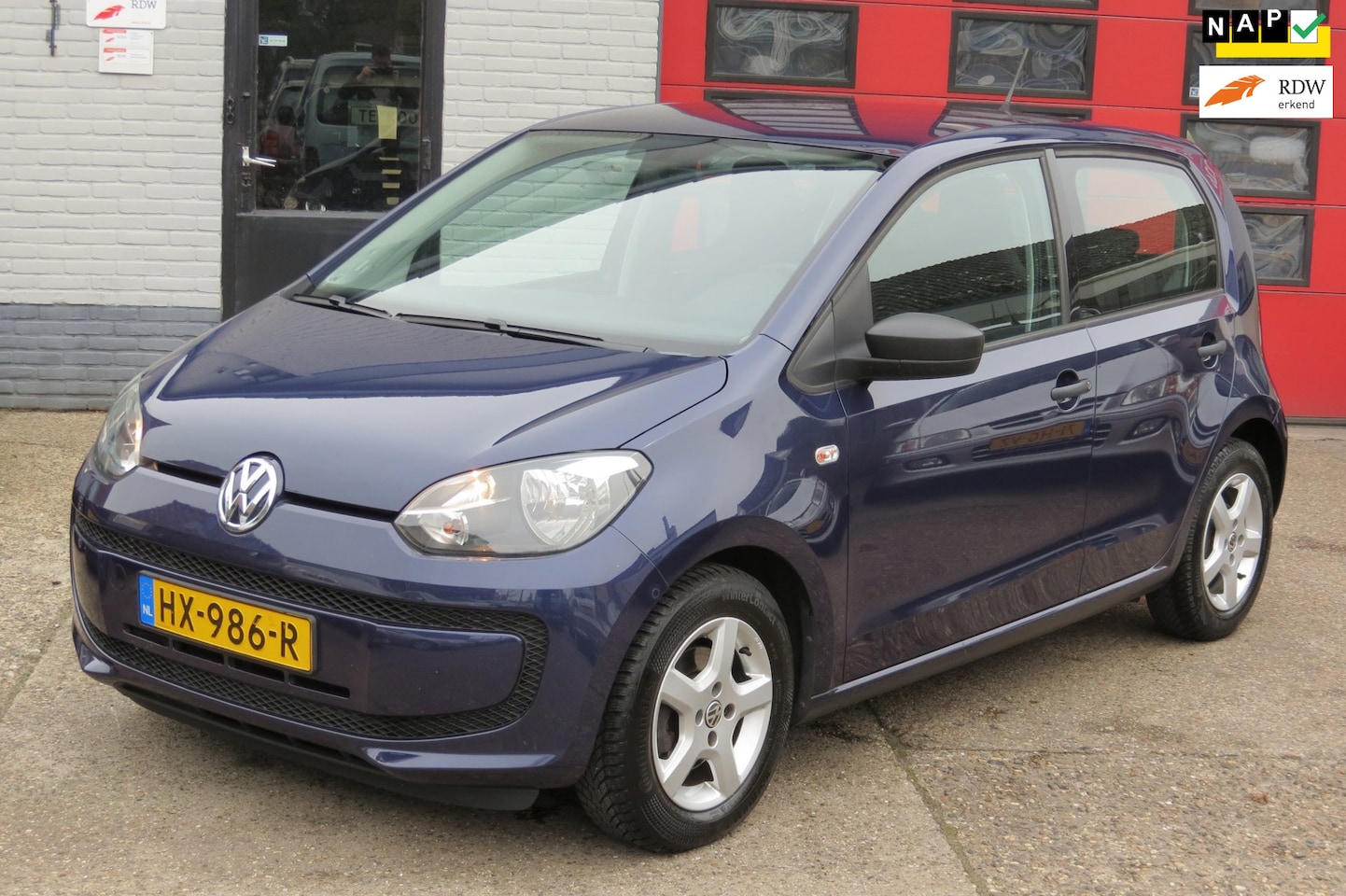 Volkswagen Up! - 1.0 take up! BlueMotion 1.0 take up! BlueMotion , 5 DEURS , 1e Eig , Dealer - AutoWereld.nl