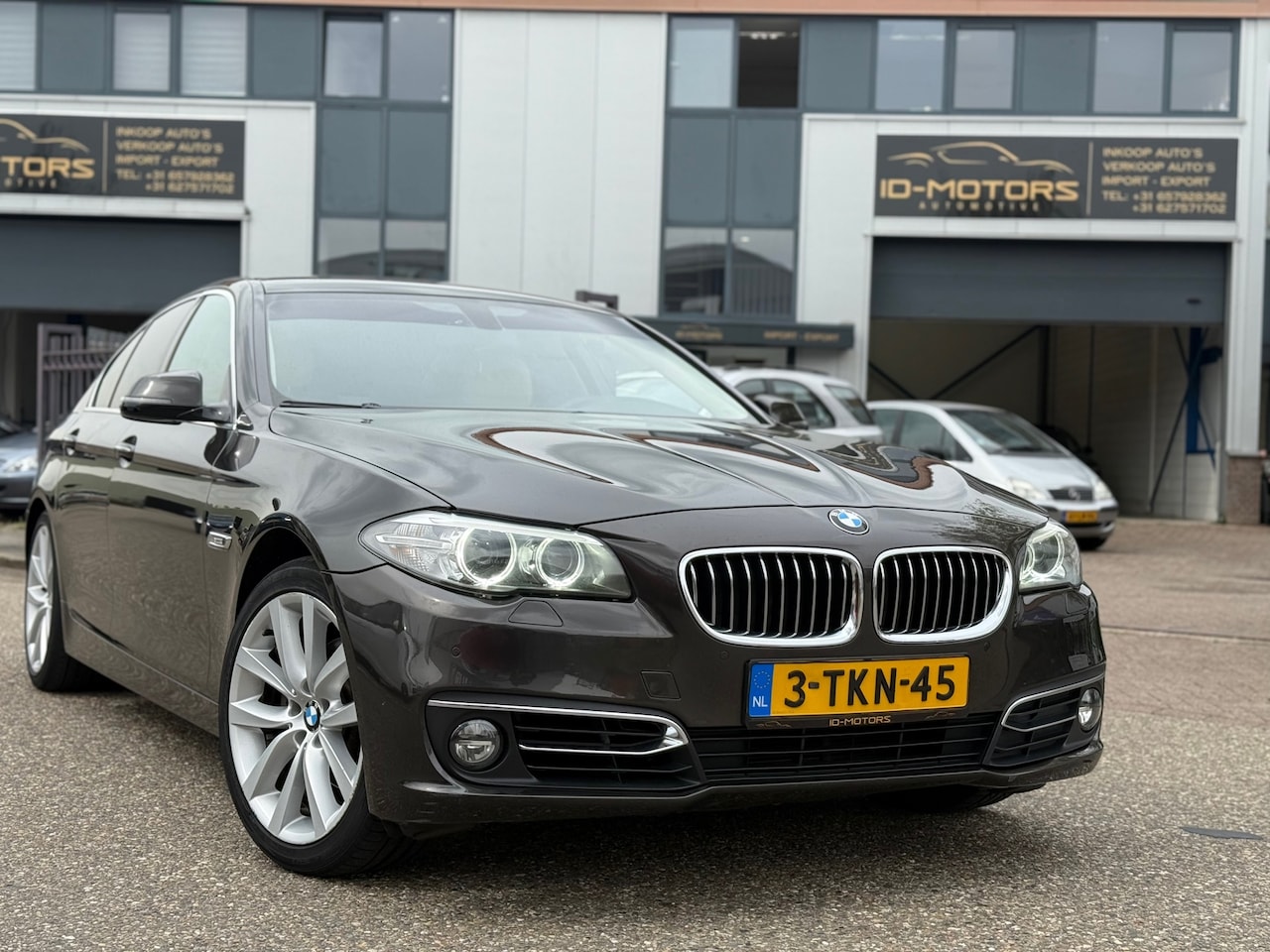 BMW 5-serie - 520i Last Minute Edition SPORT CAMERA NAVI CLIMA - AutoWereld.nl